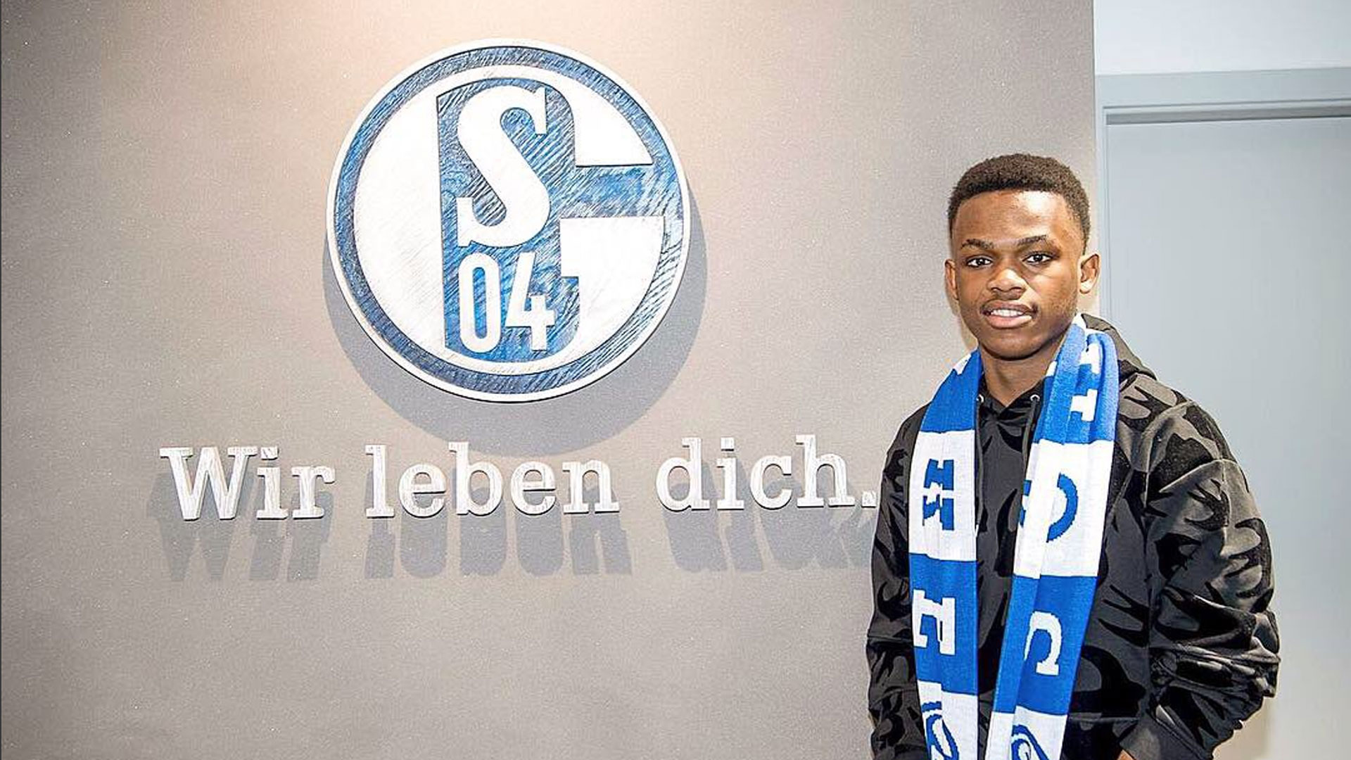 在这种背景 在这种背景