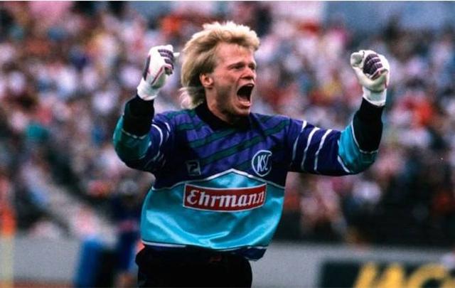 球都有人到 球都有人到